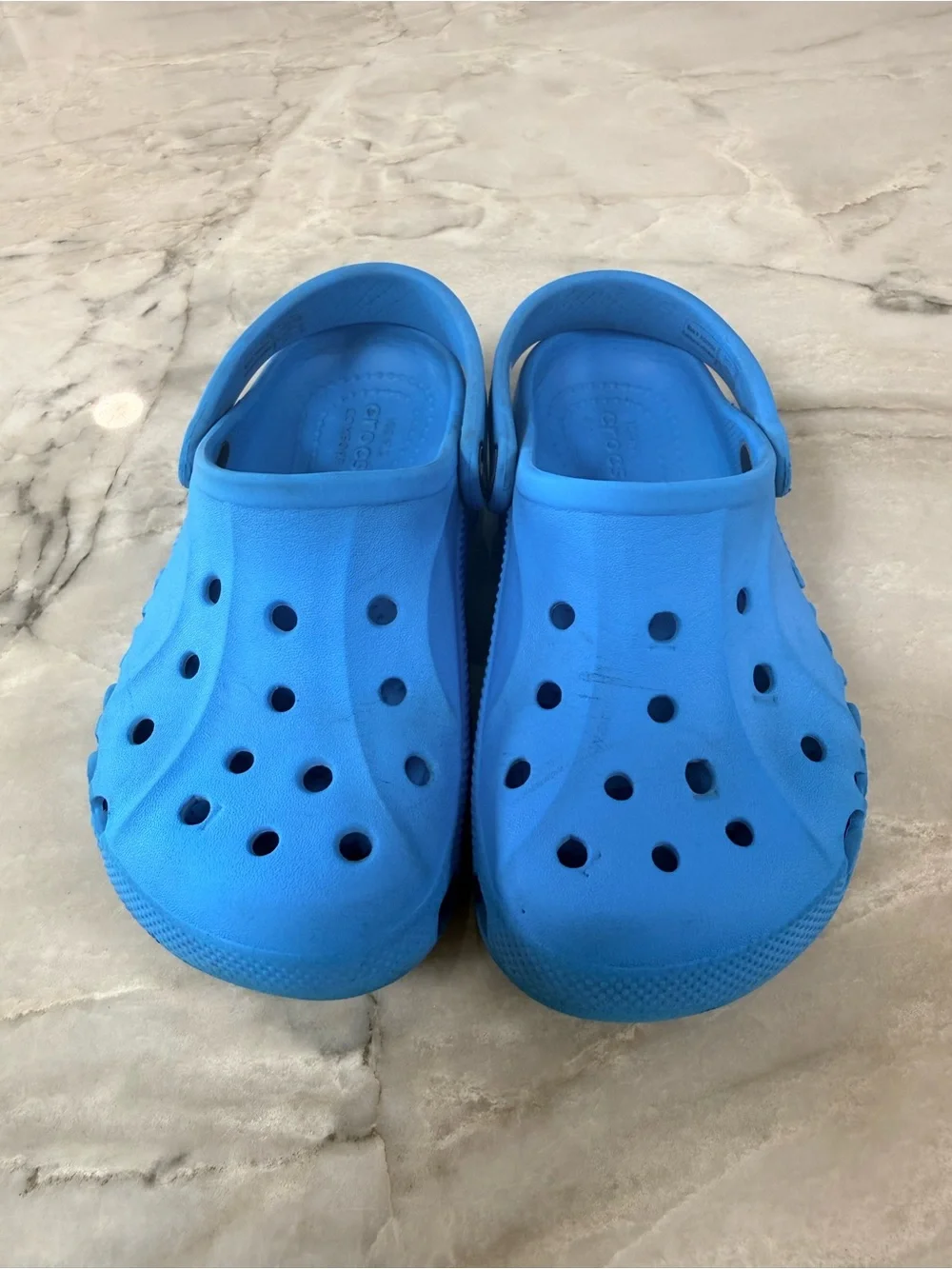 CROCS comfortable bright